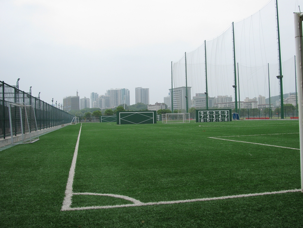 武汉体育学院高尔夫练习场围网工程